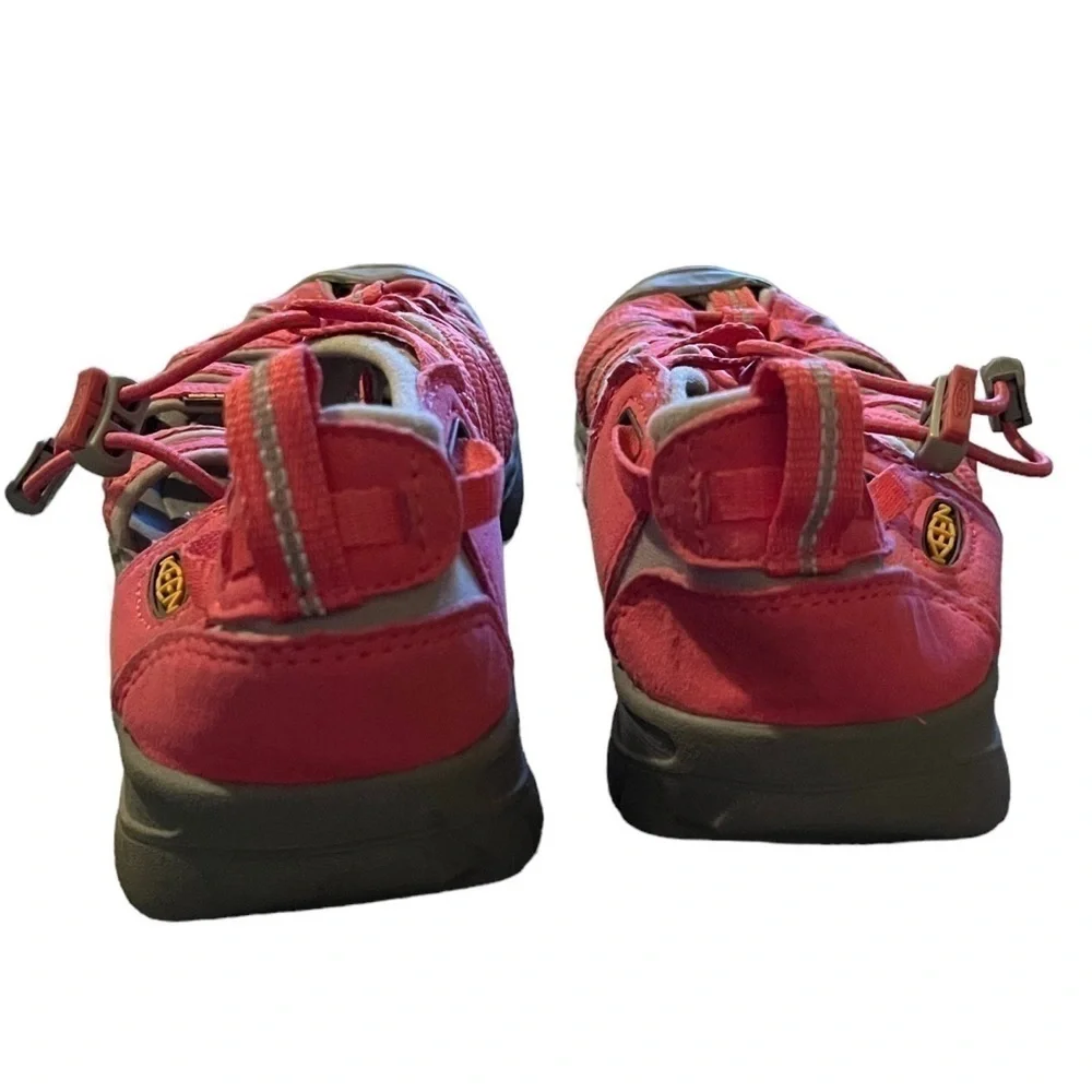 Keen Girl’s Whisper Waterproof Sport Sandals